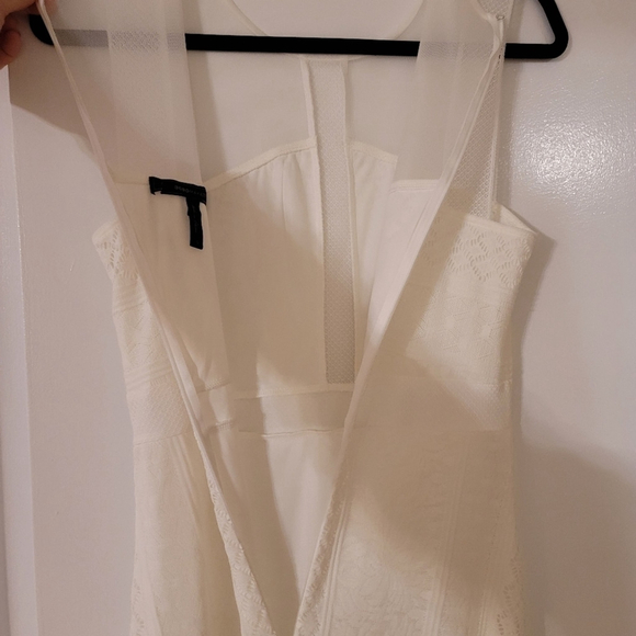 BCBGMAXAZRIA Women's Sleeveless Lace Sheath Dress - Picture 11 of 16